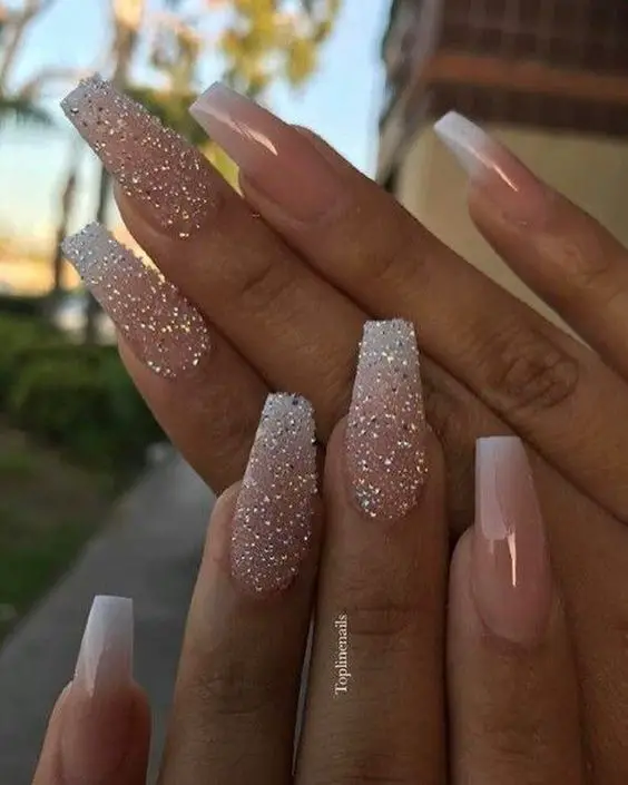 The top birthday nails, birthday nail designs, and birthday nail ideas. Browse these birthday nails now!