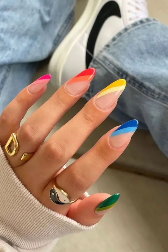 The best April nails and April nail designs for your spring nails