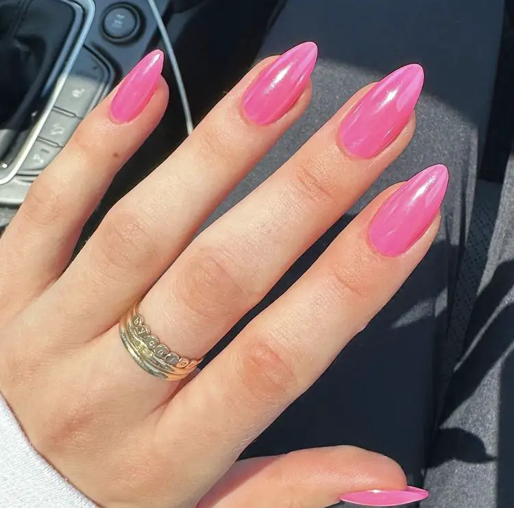 The best barbie nails for the barbiecore aesthetic