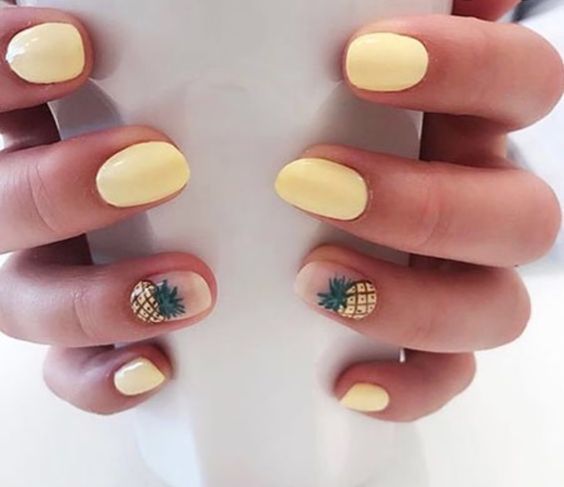 Tropical nails | Hawaiian nails and Hawaiian nail designs | 