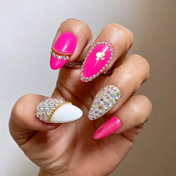 The best barbie nails for the barbiecore aesthetic