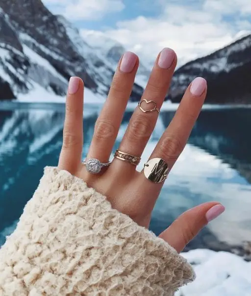 The prettiest winter nails, winter nail ideas, and winter nail designs