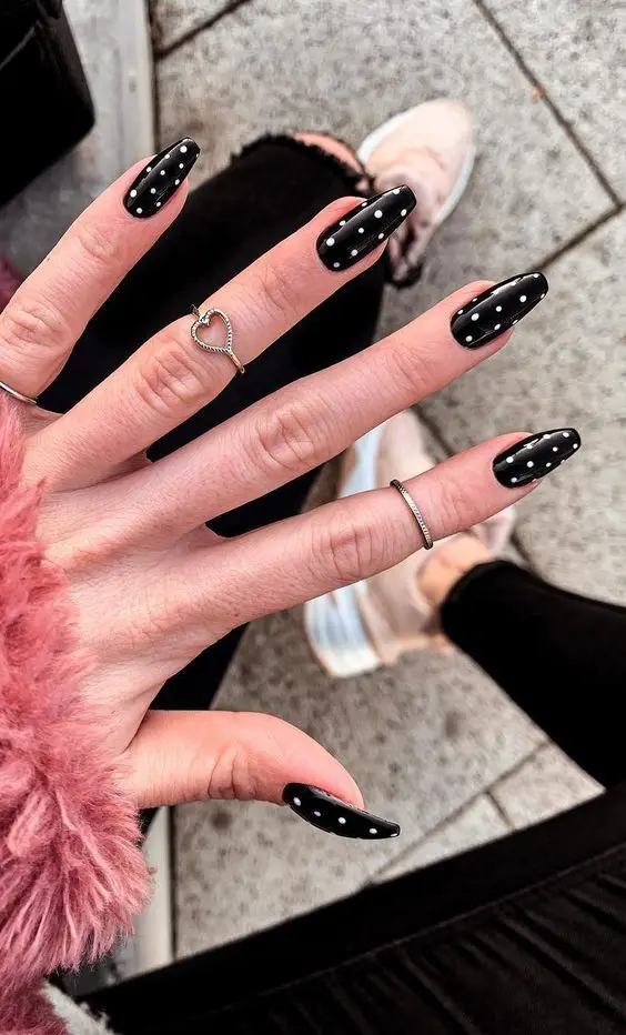 The best Halloween nails designs to try this year