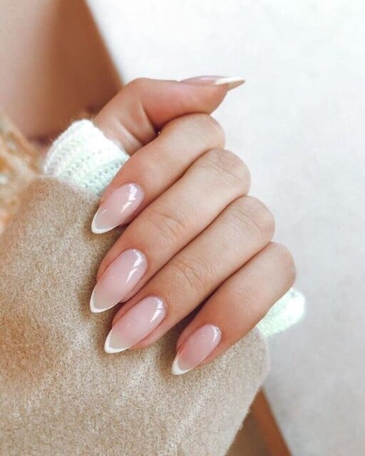 Browse these march nails and april nails to get the perfect spring nails this year!