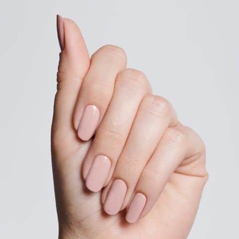 Trending February nails, February nail ideas, and February nail designs to try