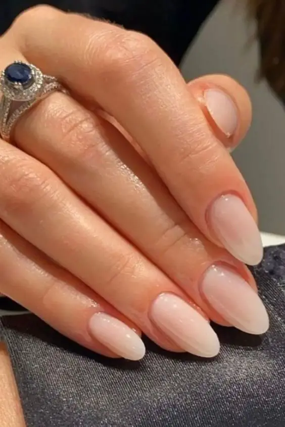 Top oval nails including short oval nails, oval nail designs, acrylic oval nails, long oval nails, the oval nail shape, and other oval nail designs