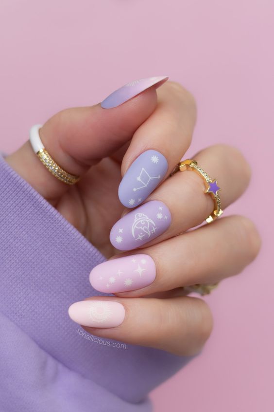 The prettiest pastel nails and pastel nail designs to try