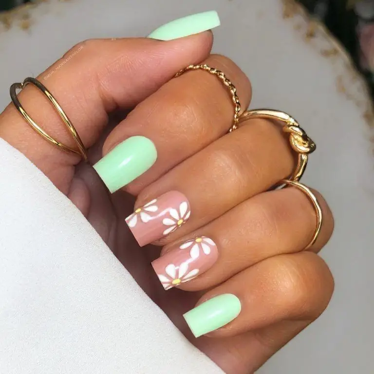 The top mint green nails designs and mint green nail ideas to try