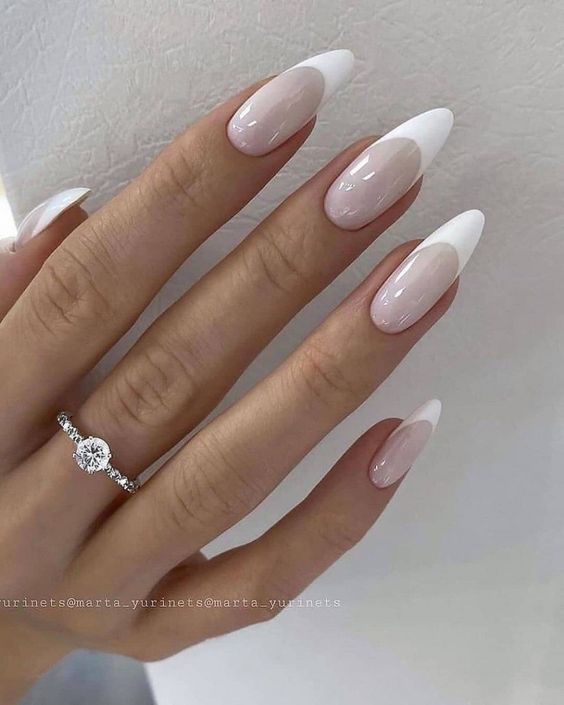 White valentine's nails