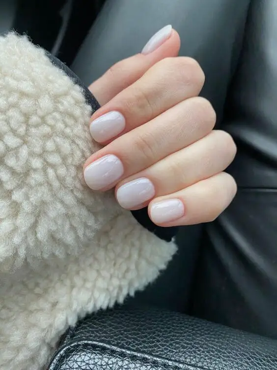 Old money nails to copy