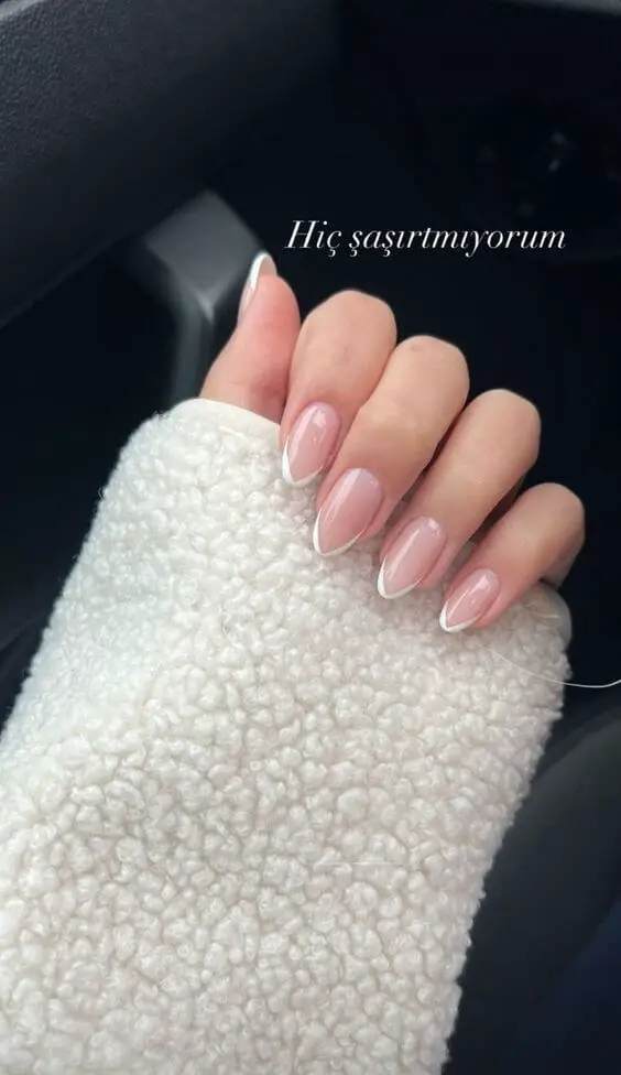 Old money nails to copy