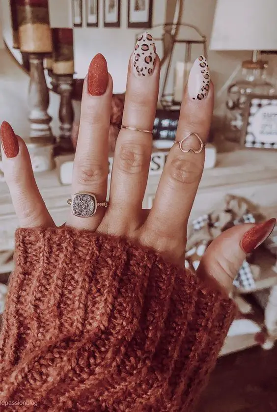 The best October nails and October nail designs this year