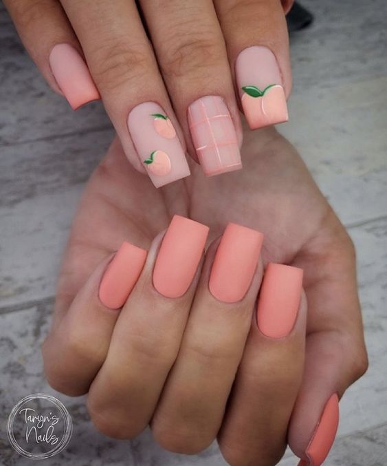 peach nails