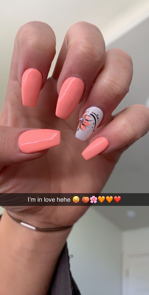 peach nails