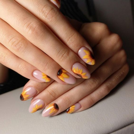 The best sunflower nails & sunflower nail designs