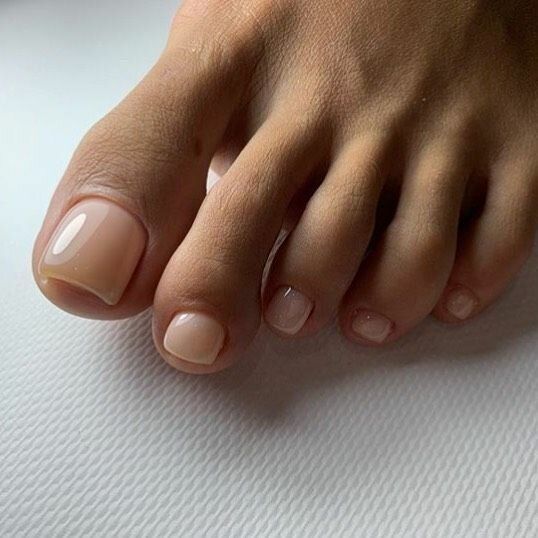 Top pedicure ideas for spring, summer, fall, and winter to try out. Browse these pedicure ideas and pedicure colors now!