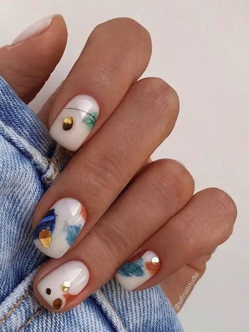 Short nail design ideas for a trendy manicure: Colorful Abstract Design