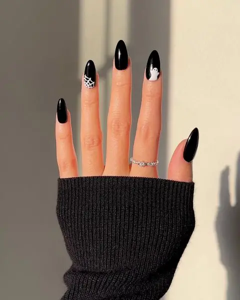 The best Halloween nails designs to try this year