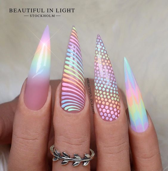 The prettiest pastel nails and pastel nail designs to try