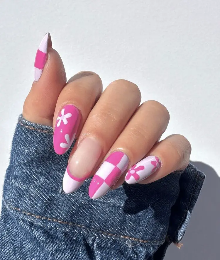 The best barbie nails for the barbiecore aesthetic