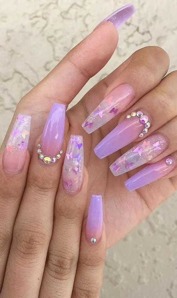 Light purple nails