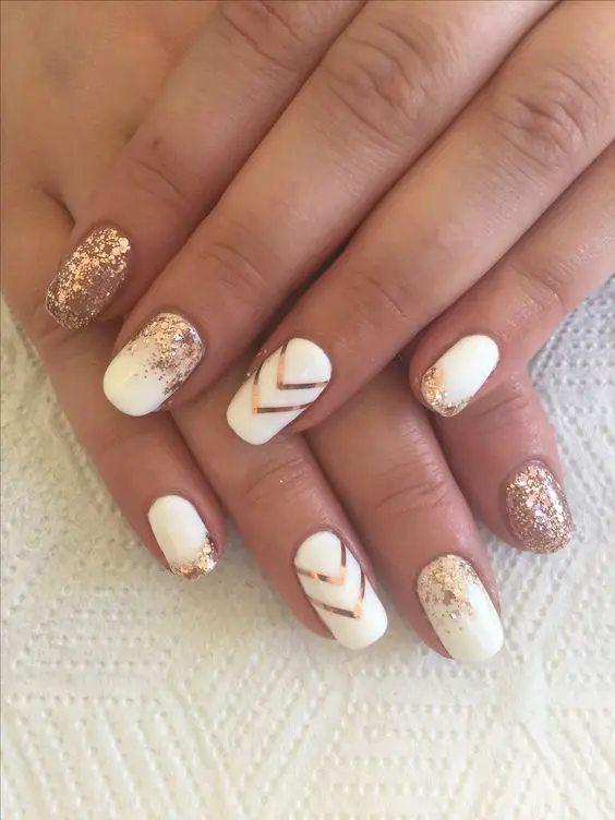 White and gold nails | White and gold nail designs | white and gold nail ideas