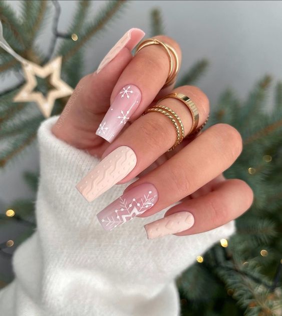 christmas acrylic nails