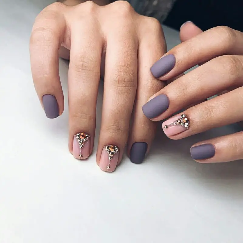 The best January nails, January nail designs, January nail ideas, and winter nails to do right now