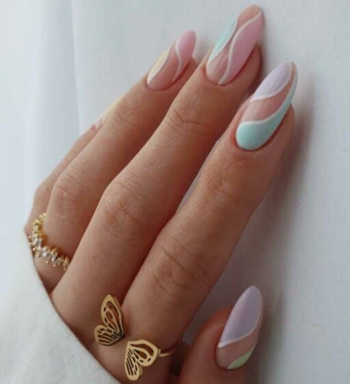 Abstract nail art to inspire your next manicure: Pastels Abstract