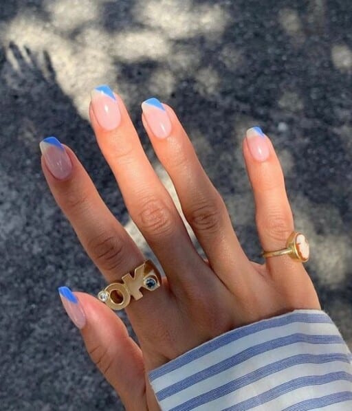 Browse these march nails and april nails to get the perfect spring nails this year!