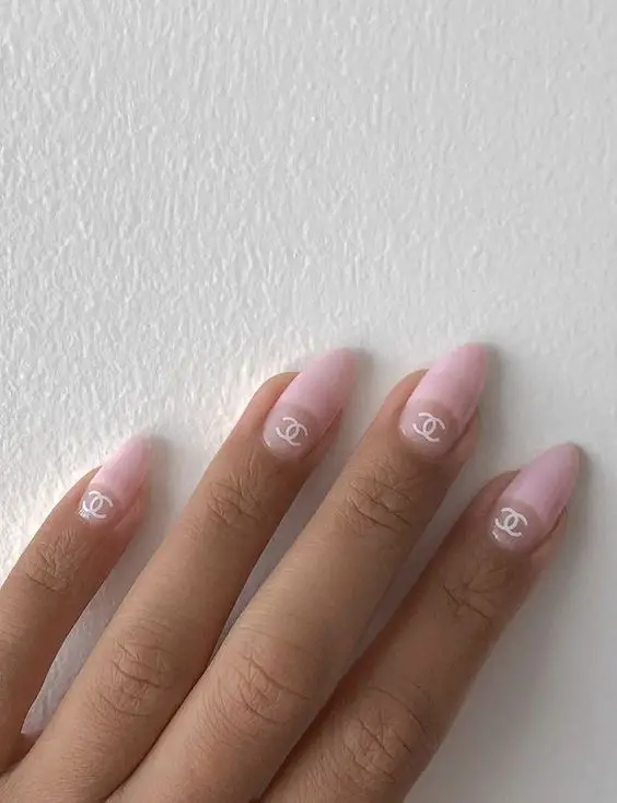 The prettiest pink rose nails and rose nail designs for your next manicure