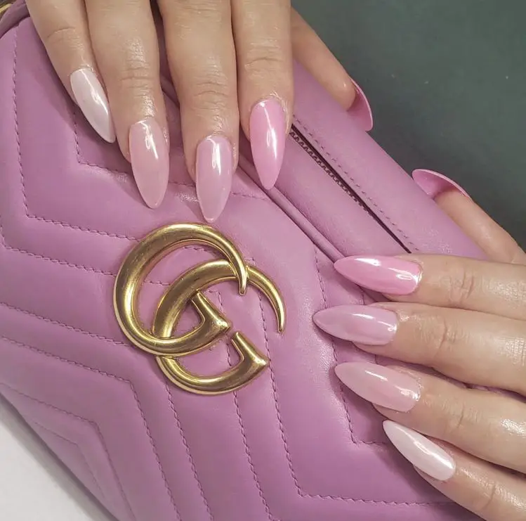 The best barbie nails for the barbiecore aesthetic