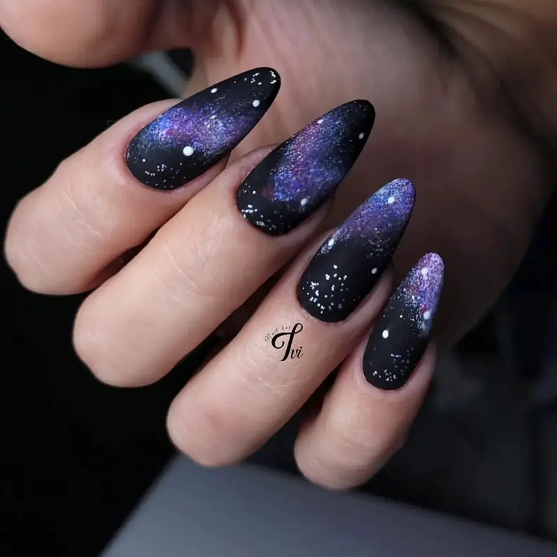 Galaxy nails, galaxy nail designs, and galaxy nail art for a gorgeous manicure