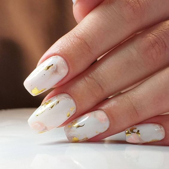 The best graduation nails and graduation nail designs