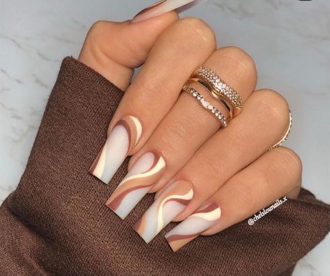 The best fall nails, fall nail designs, and fall nail colors this year