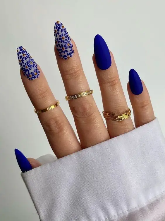 The top royal blue nails, royal blue nail ideas, and royal blue nail designs