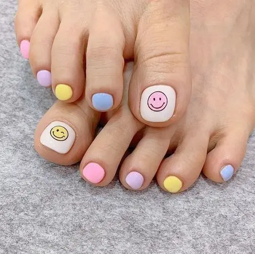 The cutest toe nail designs of the year