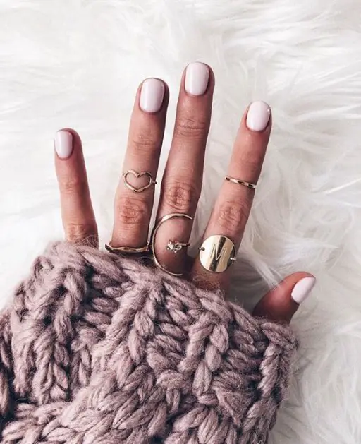 The prettiest winter nails, winter nail ideas, and winter nail designs