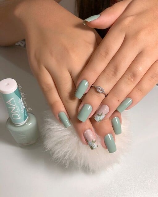 Browse these march nails and april nails to get the perfect spring nails this year!