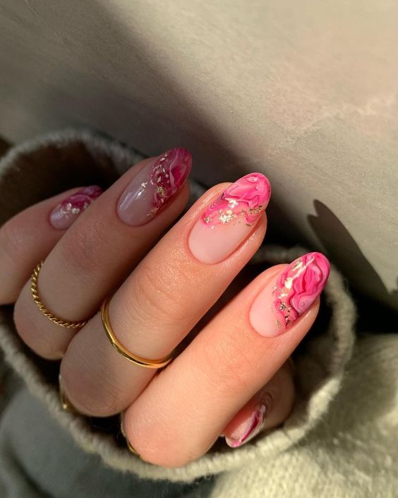 The best March nails, March nail ideas, March nail designs, and spring nails to do this year