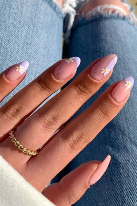 lavender nails, lavender nail designs, and lavender nail ideas to copy | lilac nails and lilac nail designs