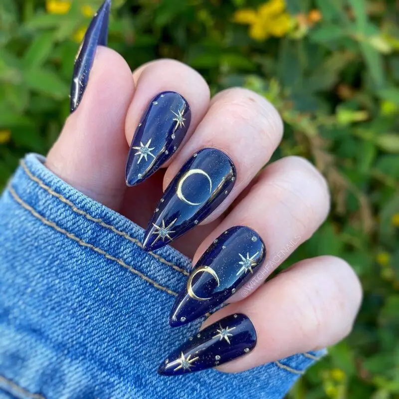 The top navy blue nails designs and navy blue nail ideas to try