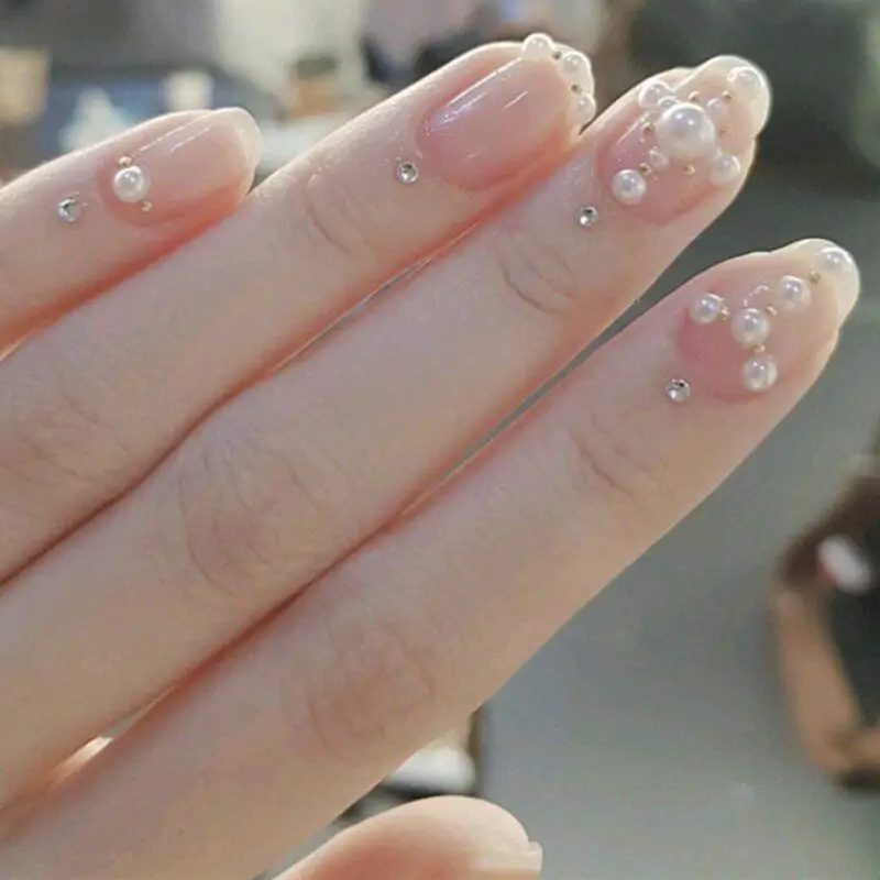 pearl nails