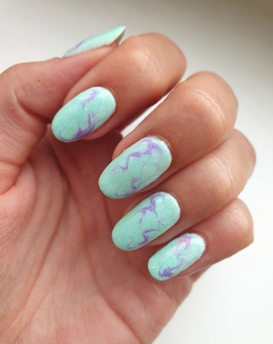 The top turquoise nails and teal nails right now