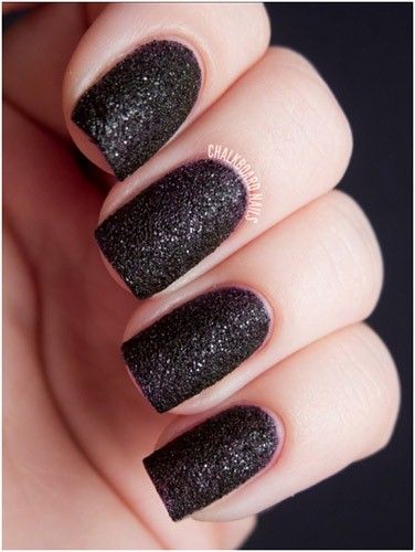 New Year's nails, New Year's Eve nails, and New Year's nail designs to try this year