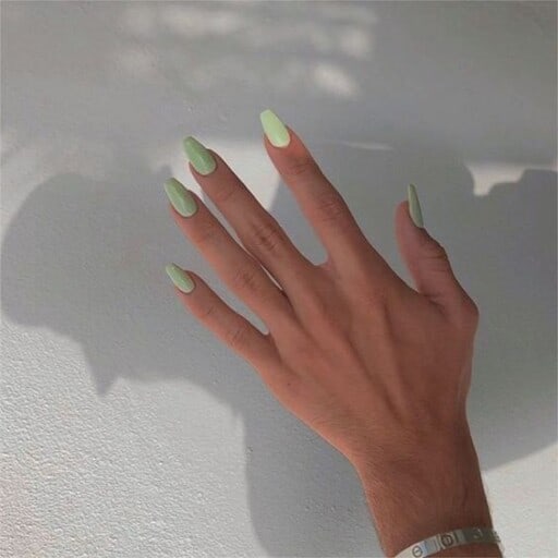 natural acrylic nails