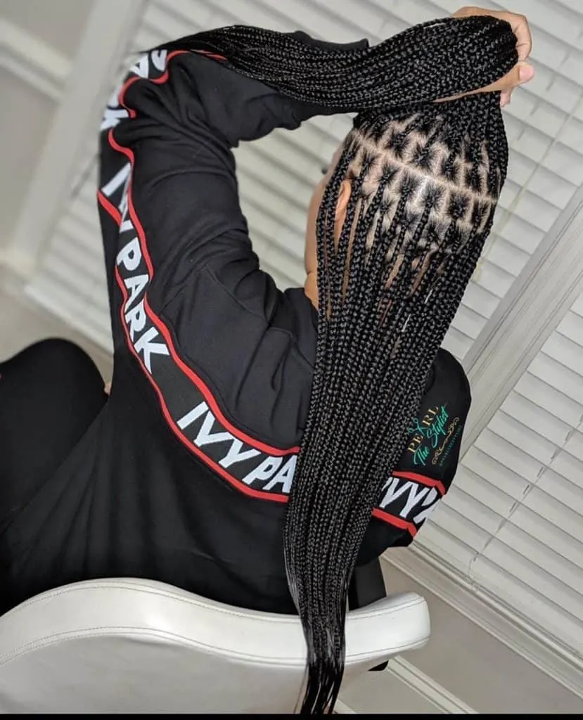 Small knotless braids