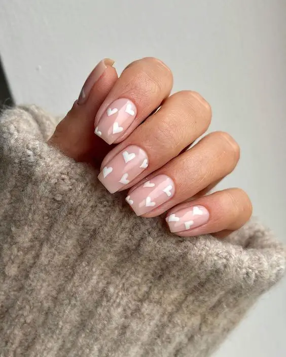 The best Valentine's Day nails designs to try this year