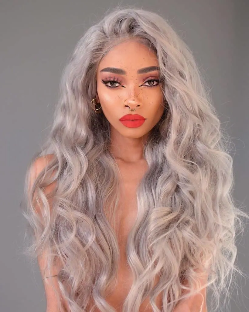 nyane lebajoa grey wavy hair