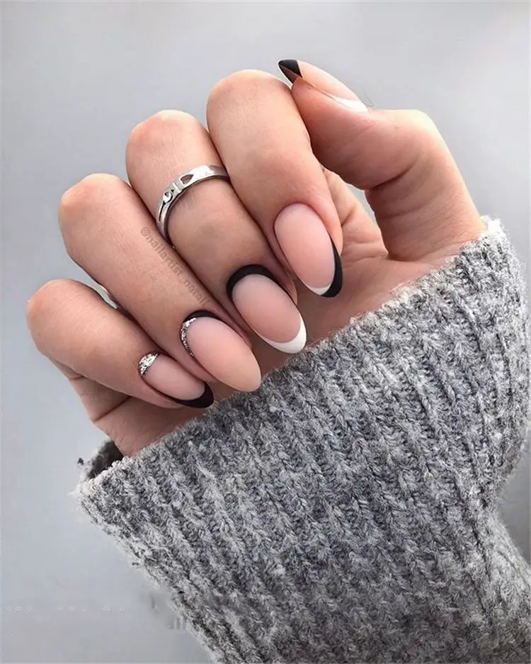 The best January nails, January nail designs, January nail ideas, and winter nails to do right now